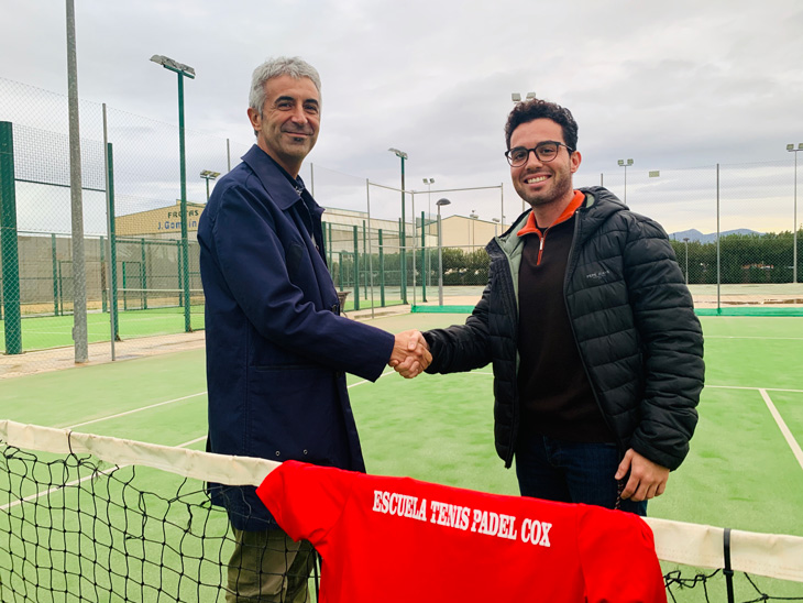 GAMBÍN renueva su compromiso con la Escuela Tenis y Pádel de Cox